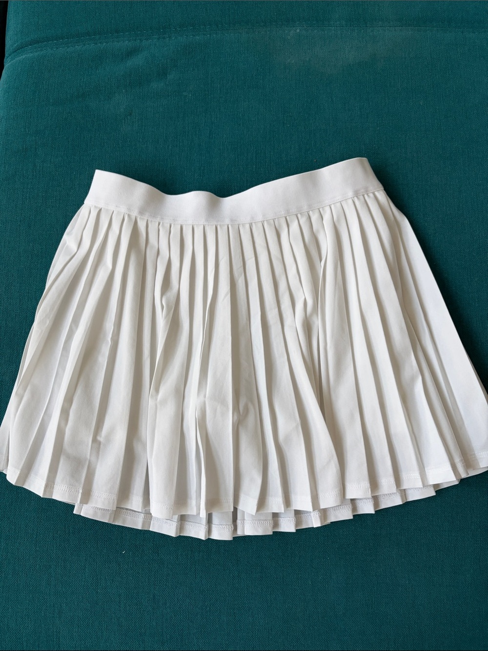 Athleta Girl tennis skirt white